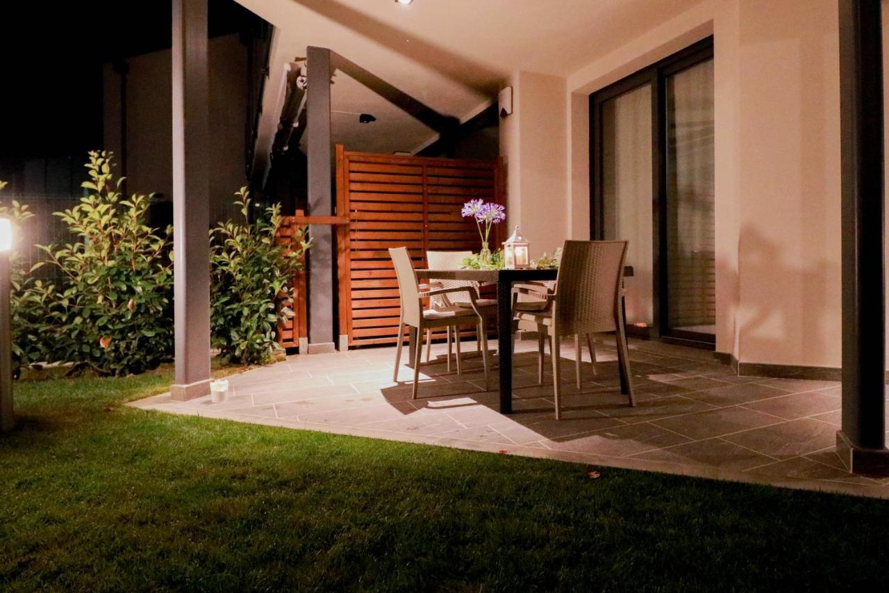 H11 - LUXURY 9A - Porto - Piscina - Jacuzzi Santo Stefano al Mare Exterior foto